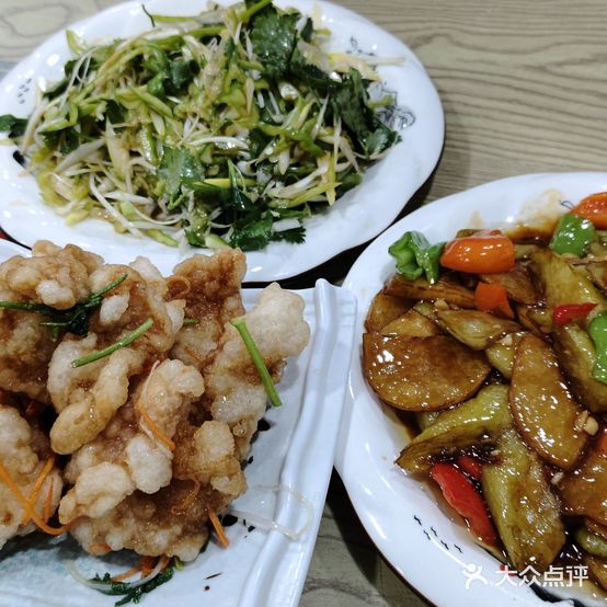 汤师傅东北菜馆(武汉大学店)