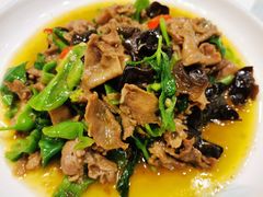 -犇逸·乐山跷脚牛肉·四川现炒(览海店)
