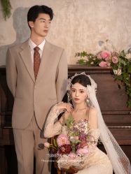 -雪中彩影婚纱摄影·微光艺术中心