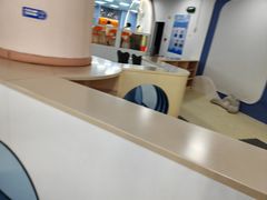 -蓝鲸奇亲子游泳俱乐部