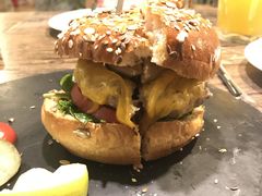 -HIGH FIVE哈福手工汉堡(桂林路店)