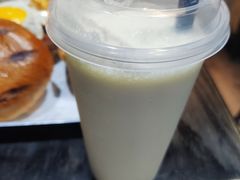 香蕉奶昔-Grinder 绞肉机汉堡(武定路店)