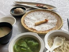 -新镇江酒家(南京西路店)