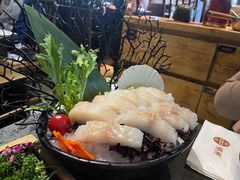 -湊湊火锅·茶憩(新中关购物中心店)