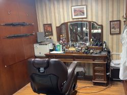 -BarberKiNG男士理发馆Barbershop