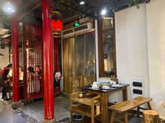 -小牛家村·贵州黄牛肉火锅(梦想小镇二分店)