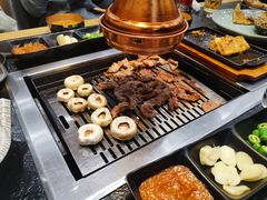 -臻牛烤肉