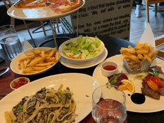 -WOLFGANG PUCK KITCHEN & BAR(迪士尼小镇店)