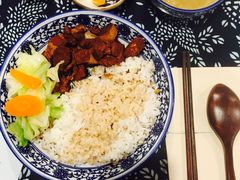 -蜗牛小馆醉乡民谣云南菜(惠新西里店)