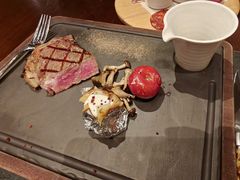 -恰餐厅及酒吧 CHAR Bar & Grill (北京丽都皇冠假日店)