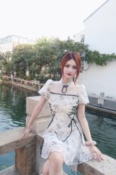 -一揽芳华汉服旗袍体验馆(拙政园店)