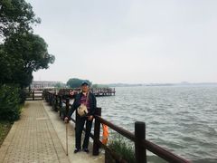 -鹅湖玫瑰文化园