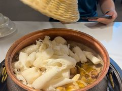 -菌海森林·非遗野生菌火锅(西山区滇池路摩根道店)