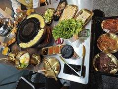 -胡悦里韩式烤肉(芝罘万达广场店)