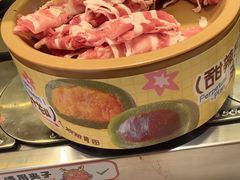 -龍歌自助小火锅(市南金茂湾店)