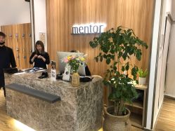 -Mentor Hair Salon