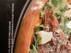 -WOLFGANG PUCK KITCHEN & BAR(迪士尼小镇店)