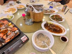 -鹏城人家海鲜酒家·23年老字号(较场尾店)