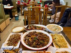 -鲁南仔·滕州炒鸡(经三路店)