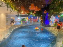 -海豚堡温泉水乐园