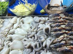 -席娜卡琳火车铁道夜市