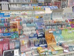 -鹏佳腾学生文创