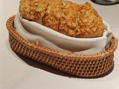 餐前面包-Oyster Talks 四度蚝法餐厅