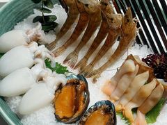 -红鼎豆捞·非遗鲍皇汤火锅(宝丰路店)