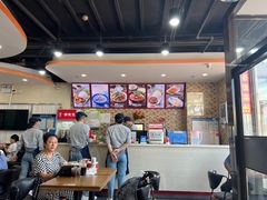 -李先生牛肉面大王(北京站售票厅餐厅)