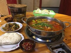 -苗家恒灵酸汤鱼-跳水牛肉连锁店(凯里总店)