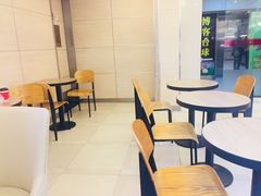 用餐区-85度C(南京龙世中心店)