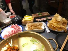 -沸炉重庆老火锅(军事博物馆店)