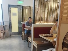 -蜜桃餐厅·伴山(绿宝广场店)