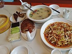 -梅利汴京烤鸭•开封豫菜地标店(铁北街店)