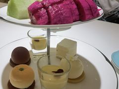 -燕庭·纯燕窝·甜品下午茶(南京西路店)