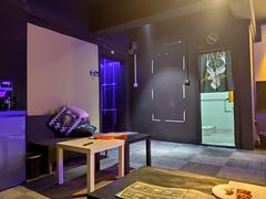 -VR间客漫虚拟现实体验馆(汉街店)