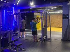 -贝菲特游泳健身(徐泾店)