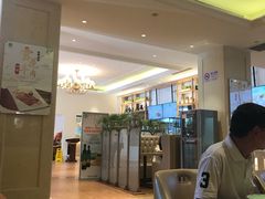 -锦粤宫·融合粤菜(上海金沙江店)