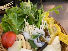 -樾餐厅泰式海鲜火锅(民歌湖店)