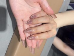 -艾珂·美甲美睫