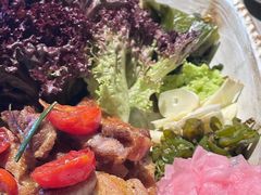 黑猪五花肉-Ameigo梅果·云贵川bistro(长宁来福士店)