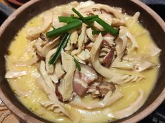 -吃饭皇帝大土家民族菜(正大广场店)