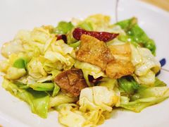 炝炒手撕包菜-秦䩊会·陕西biangbiang面(畹町路店)