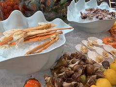 -广州万富希尔顿酒店·感趣自助餐厅·金秋蟹宴生蚝海鲜刺身烧烤