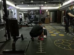 -简·无界健身工作室·运动康复·体态(石厦店)