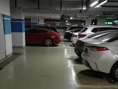 -经纬汇-停车场