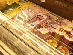 面包甜点陈列柜-好利来(川大店)
