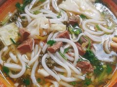 -花溪牛肉粉(八鸽岩店)