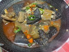 -罗霸蛮老岳阳大排档·鲜货烧烤·土吊子煨砂锅烧菜