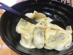 野菜馄饨干挑-真真鲜馄饨店(启蒙路店)